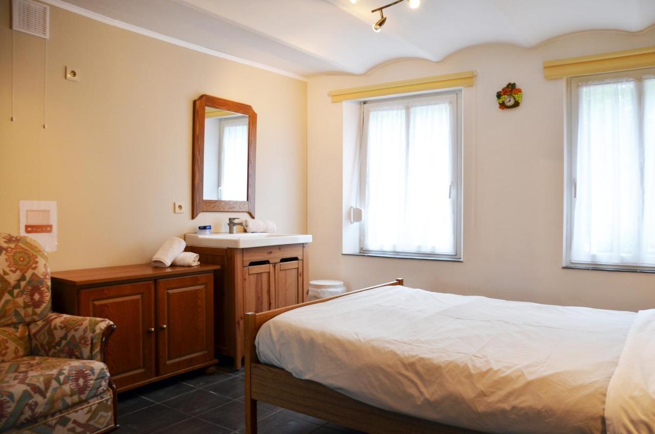 Gite Le Petit Coin De Paradis Sautin Montbliart Buitenkant foto